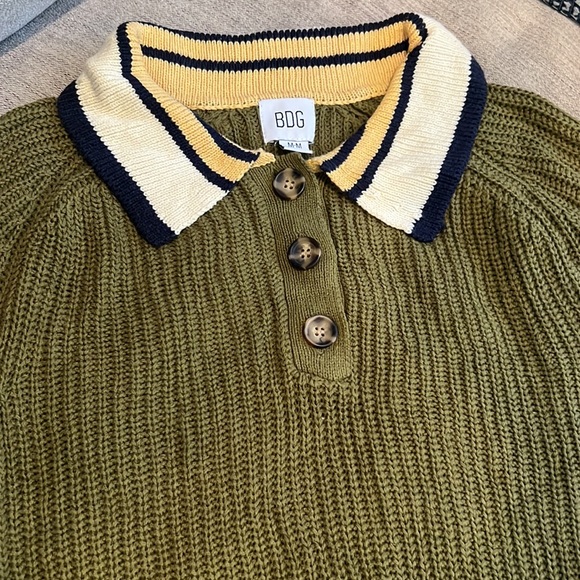 Sweater - Picture 5 of 10